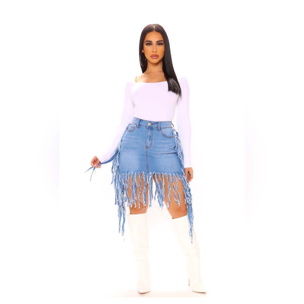 Fringe Jean Skirt (Light Wash, Medium)